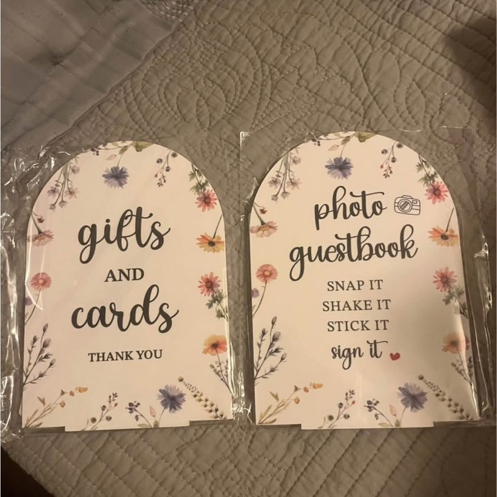 Floral Gifts and Cards Sign Set